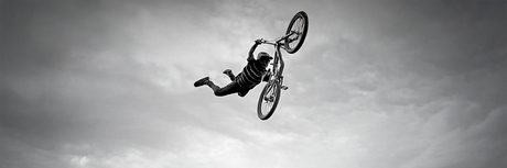 LOOSE RIDERS