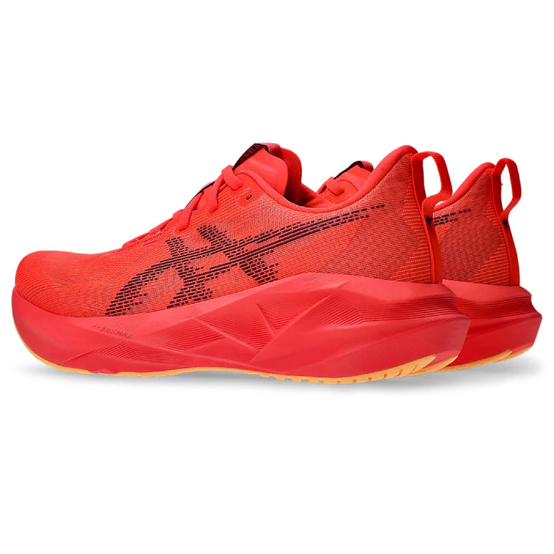 Chaussures Running Hommes Asics Novablast 5